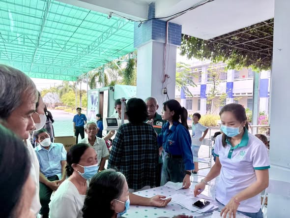 Hỗ trợ Chương trình Khám sức khỏe định kỳ toàn dân năm 2026 tại các điểm khám trên địa bàn phường