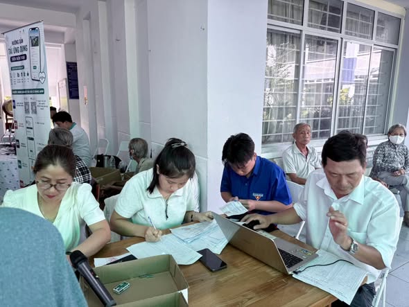 Hỗ trợ Chương trình Khám sức khỏe định kỳ toàn dân năm 2026 tại các điểm khám trên địa bàn phường