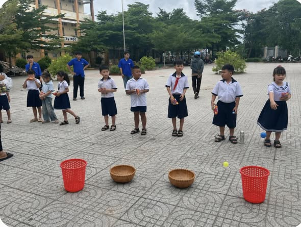 Sinh hoạt hè tại Trường Tiểu học Chu Văn An
