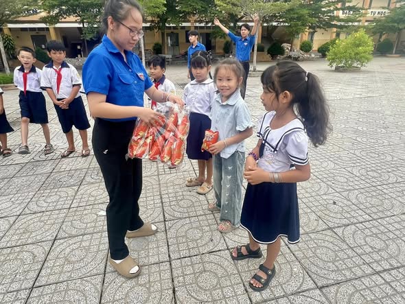 Sinh hoạt hè tại Trường Tiểu học Chu Văn An